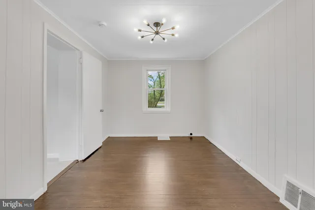 $2,300 | 217 Pennsylvania Road, Brooklawn, NJ 08030