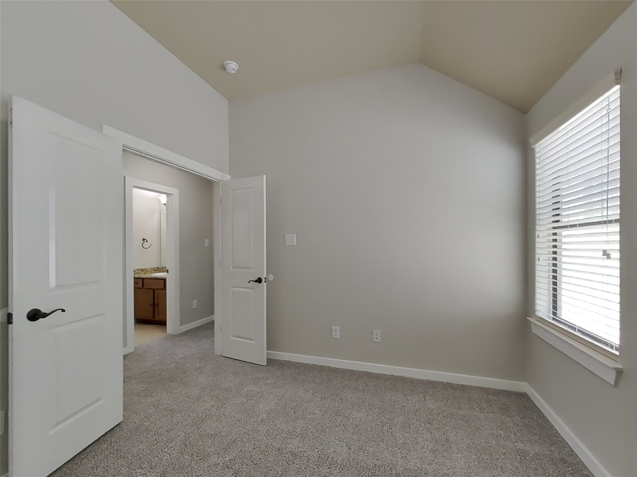 1819 Jara Court Spring, TX 77388 - Photo 11 of 19 an empty room with windows and closet