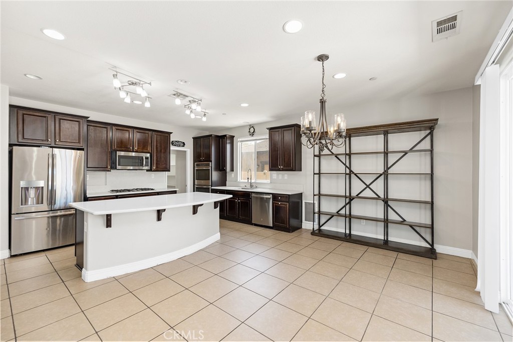 25392 Lone Acres Road Menifee, CA 92584 - Photo 10 of 46
