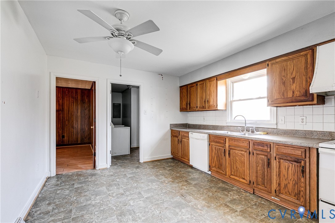 3041 Clintwood Road Midlothian, VA 23112 - Photo 15 of 22