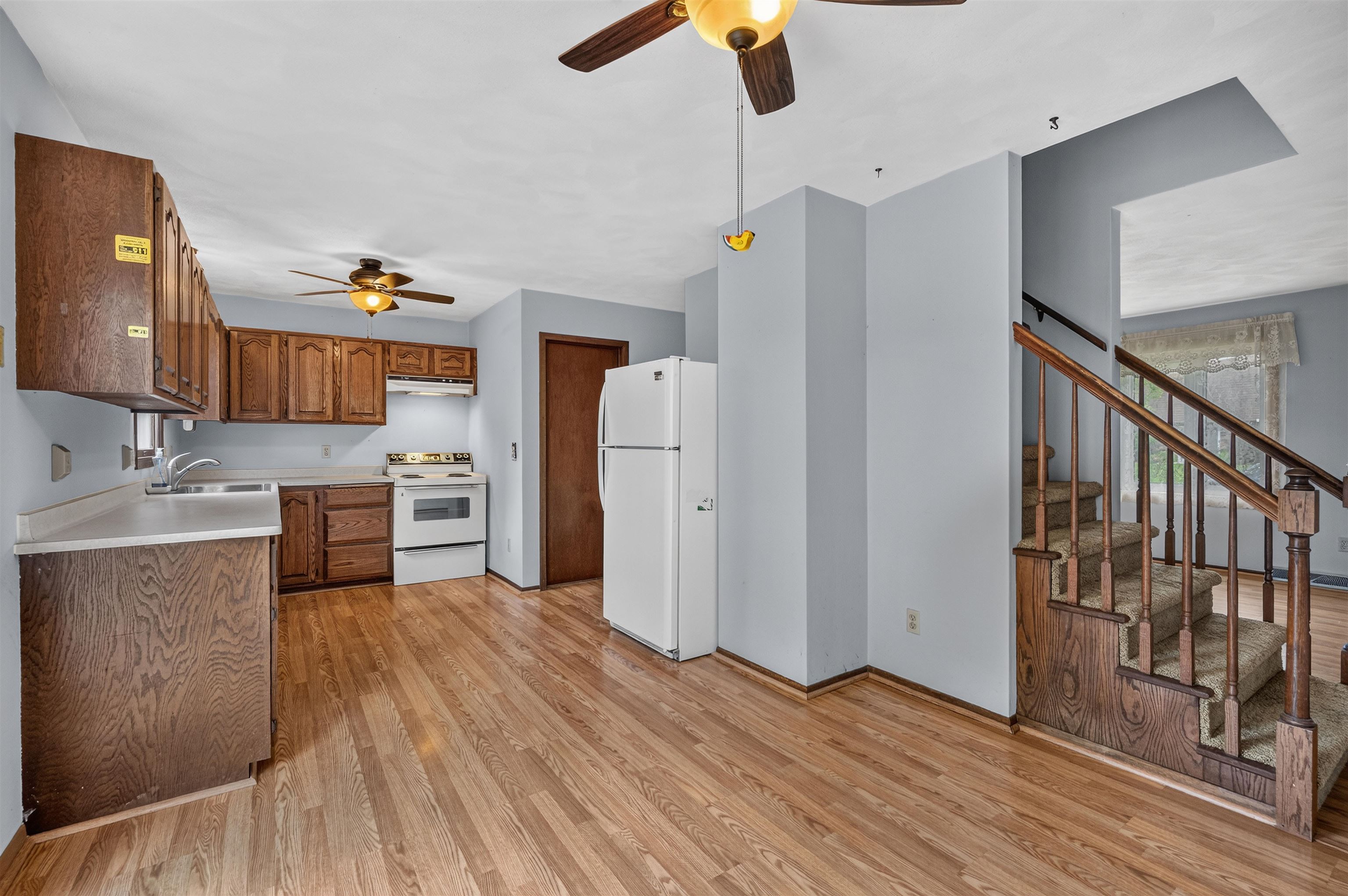 1307 Sunfield Street Sun Prairie, WI 53590 - Photo 7 of 25