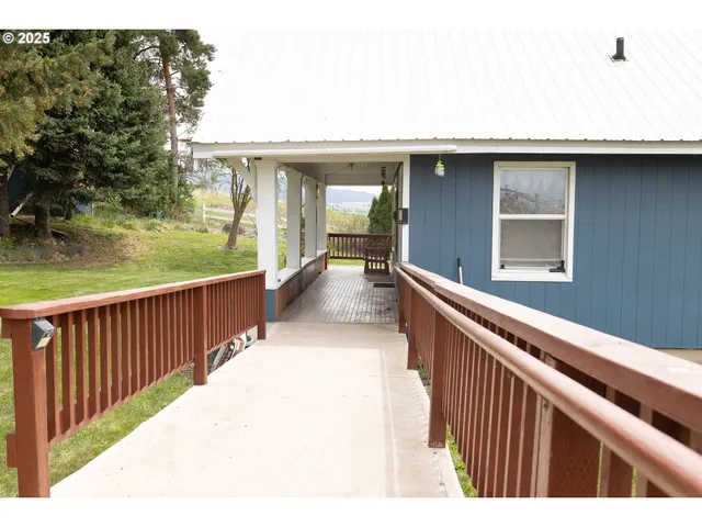 $899,000 | 61938 High Valley Road, Union, OR 97883