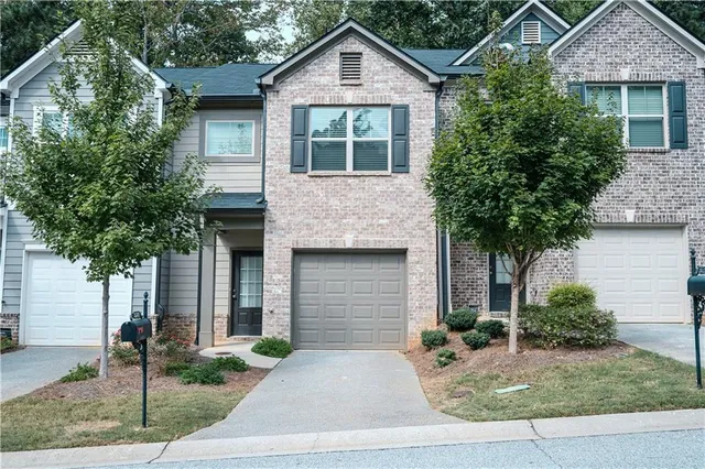 $245,900 | 3177 Meadowstone Lane Southwest, Atlanta, GA 30331