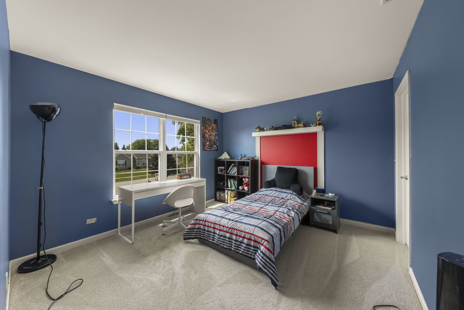 119 Reston Court Sycamore, IL 60178 - Photo 26 of 36 a bed room with a bed and a window