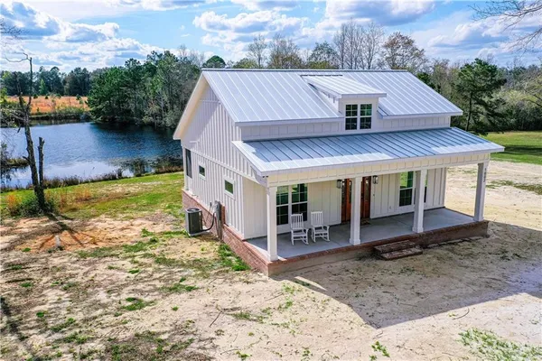 $329,900 | 1002 Azalea Drive, Hoboken, GA 31542
