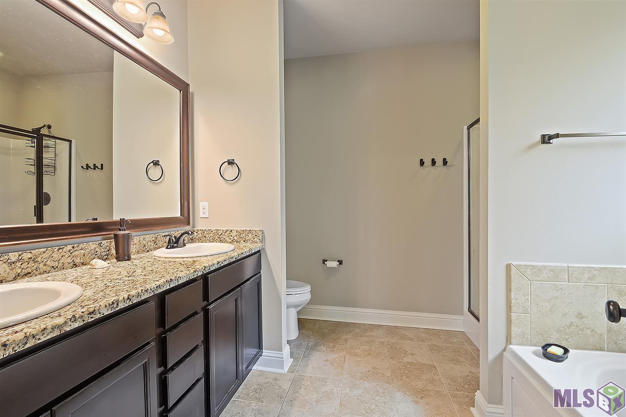 9036 Falling Oak Drive Baton Rouge, LA 70817 - Photo 13 of 21 Master bath