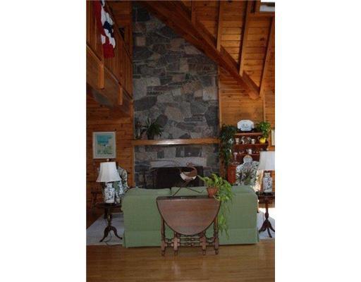362 Salt Pond Road Blue Hill, ME 04614 - Photo 7 of 25 Living Room.