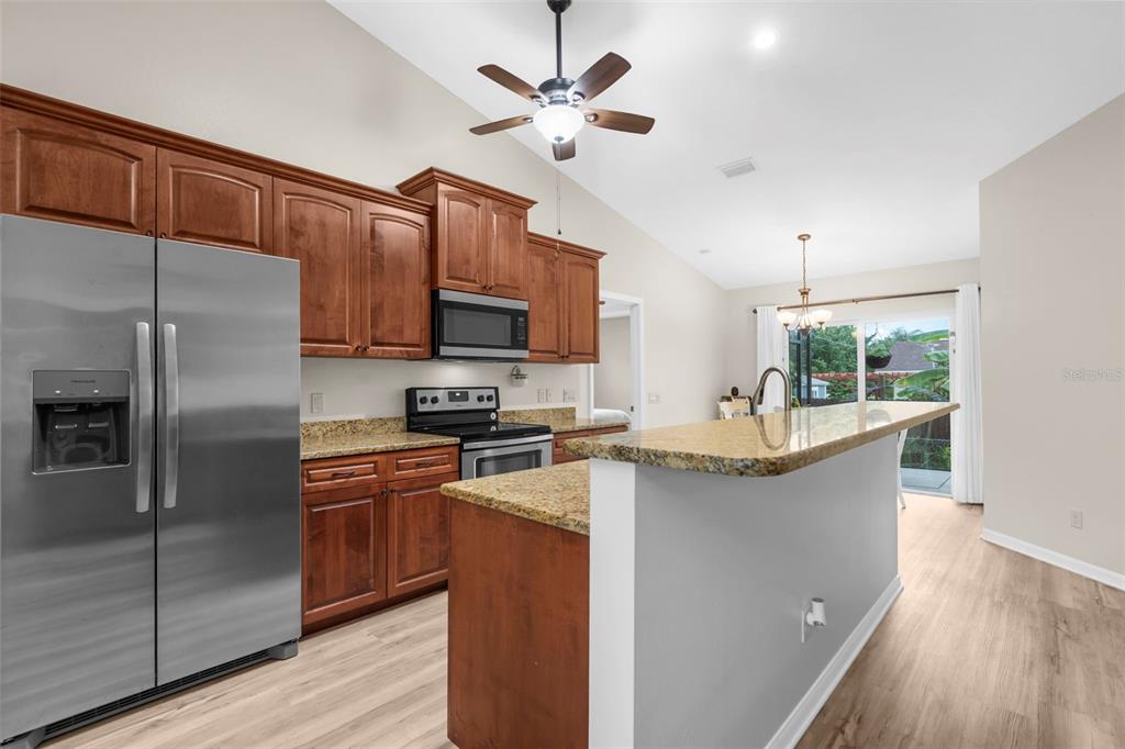 947 Seneca Road Venice, FL 34293 - Photo 6 of 52