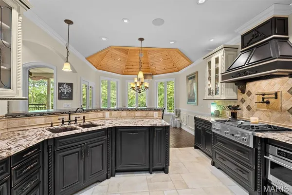 $1,199,000 | 7406 Creek Ridge Lane, Edwardsville, IL 62025