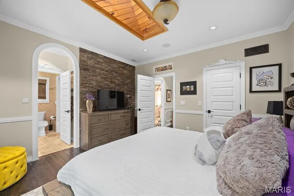 $1,174,000 | 7406 Creek Ridge Lane, Edwardsville, IL 62025