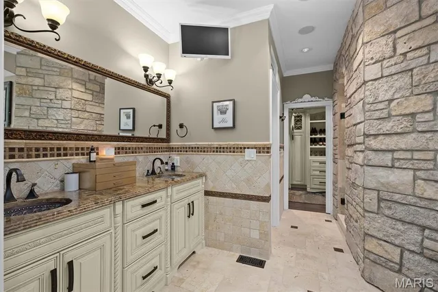 $1,220,000 | 7406 Creek Ridge Lane, Edwardsville, IL 62025