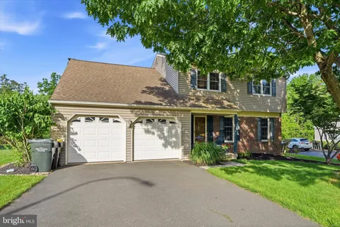 $675,000 | 1900 Gibson Drive, Hatboro, PA 19040
