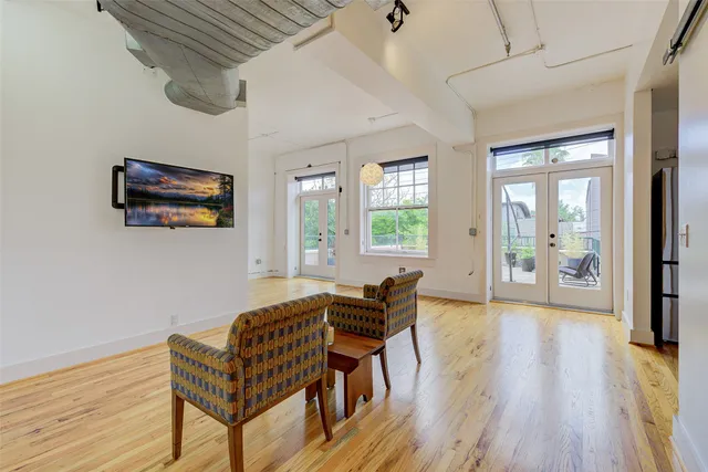 $2,250 | 2700 Albany Street, Unit 2B, Houston, TX 77006