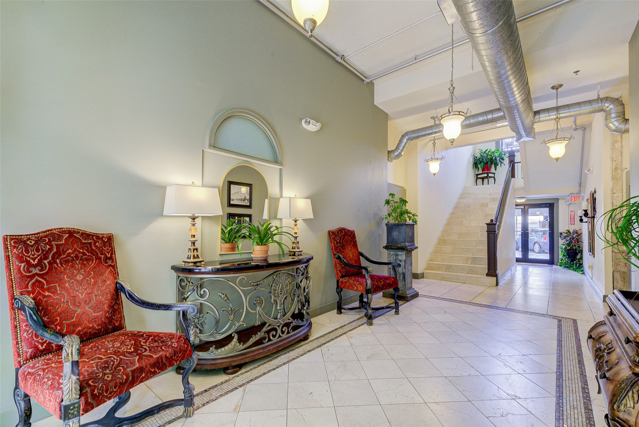 2700 Albany Street, Unit 2B Houston, TX 77006 - Photo 10 of 24