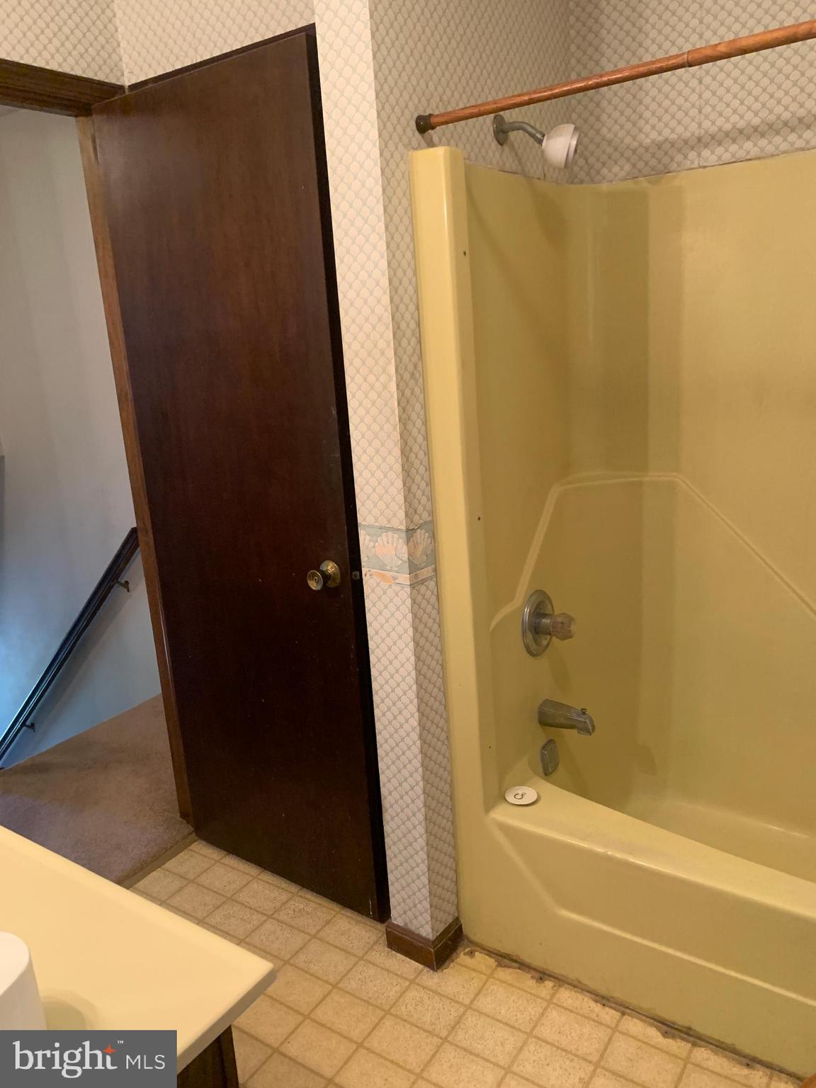 4415 Hilldale Road Reading, PA 19606 - Photo 16 of 23 Gallery Image 16