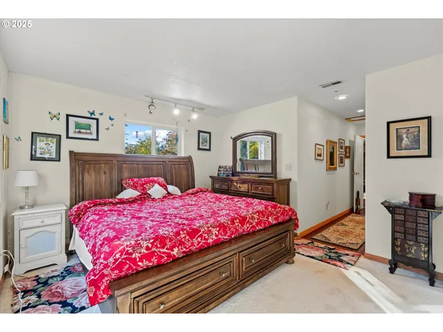 $499,900 | 1515 Northeast Meyers Lane, Corbett, OR 97019