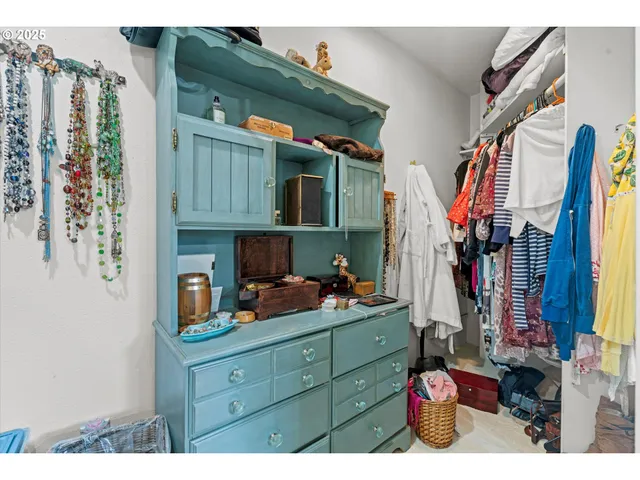 $499,900 | 1515 Northeast Meyers Lane, Corbett, OR 97019