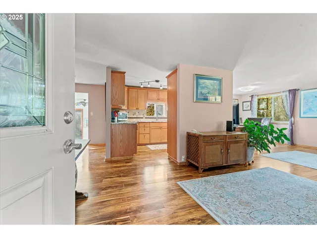 $499,900 | 1515 Northeast Meyers Lane, Corbett, OR 97019