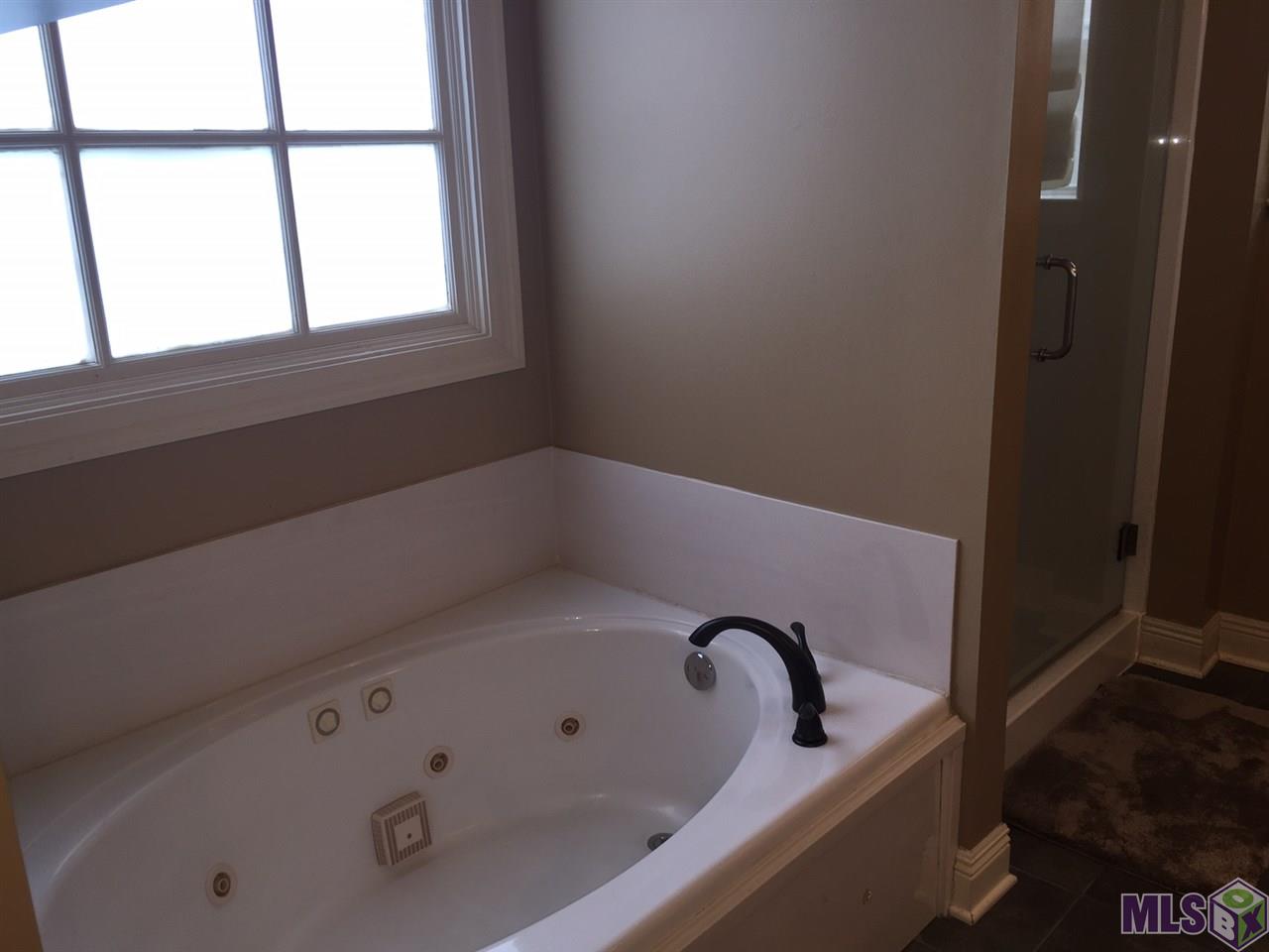 10535 Ridgebrook Avenue Baton Rouge, LA 70809 - Photo 16 of 17