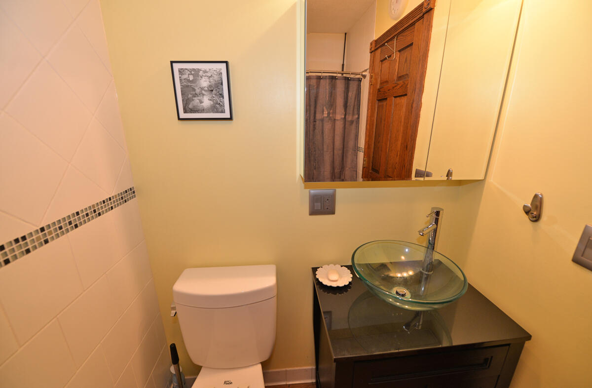 4320 Byrd Avenue Racine, WI 53405 - Photo 17 of 26 116