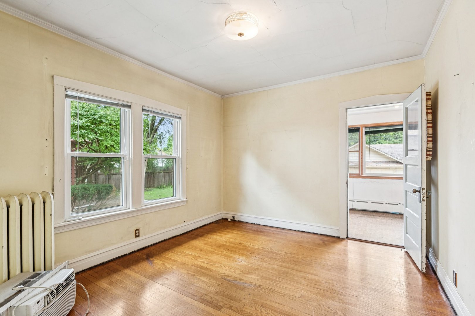 327 Keystone Avenue River Forest, IL 60305 - Photo 17 of 38 an empty room with windows and closet