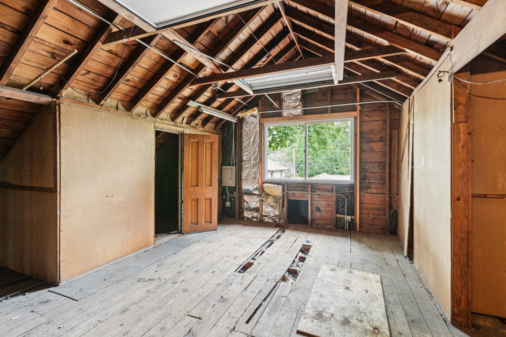 327 Keystone Avenue River Forest, IL 60305 - Photo 24 of 38 a bed room with a bed and a window