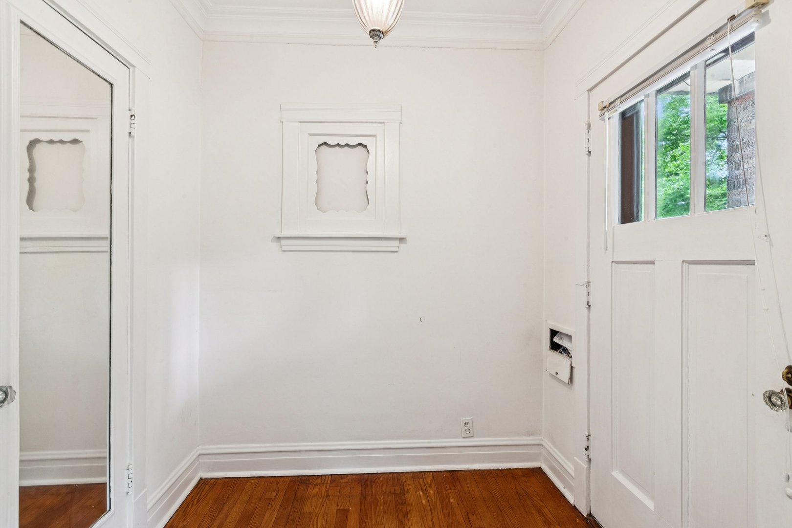 327 Keystone Avenue River Forest, IL 60305 - Photo 3 of 38 a view of walk in closet with window
