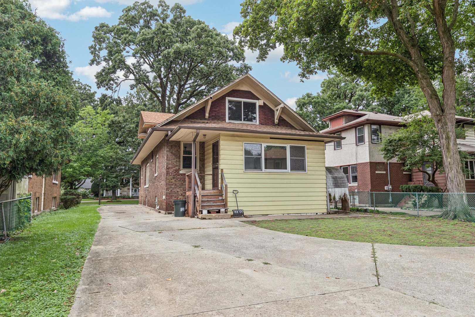 327 Keystone Avenue River Forest, IL 60305 - Photo 35 of 38 a front view of a house with a yard and garage