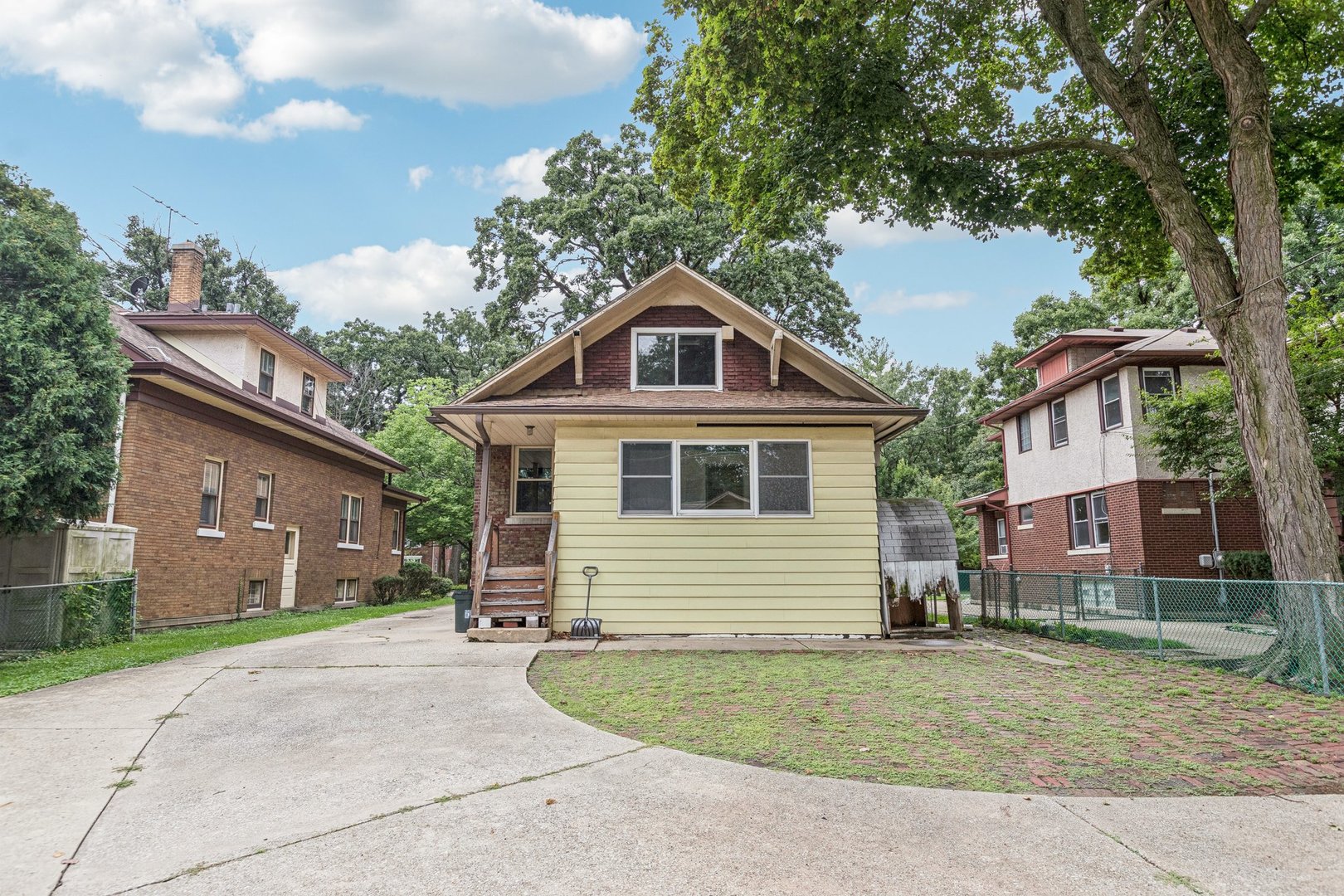 327 Keystone Avenue River Forest, IL 60305 - Photo 36 of 38 a front view of a house with a yard