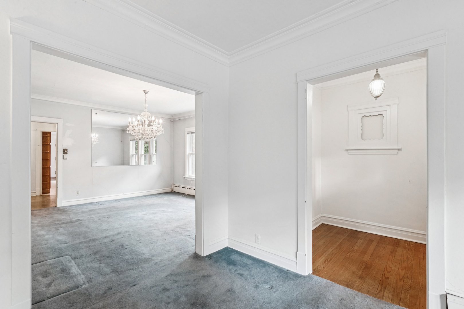 327 Keystone Avenue River Forest, IL 60305 - Photo 6 of 38 an empty room with windows and entrance