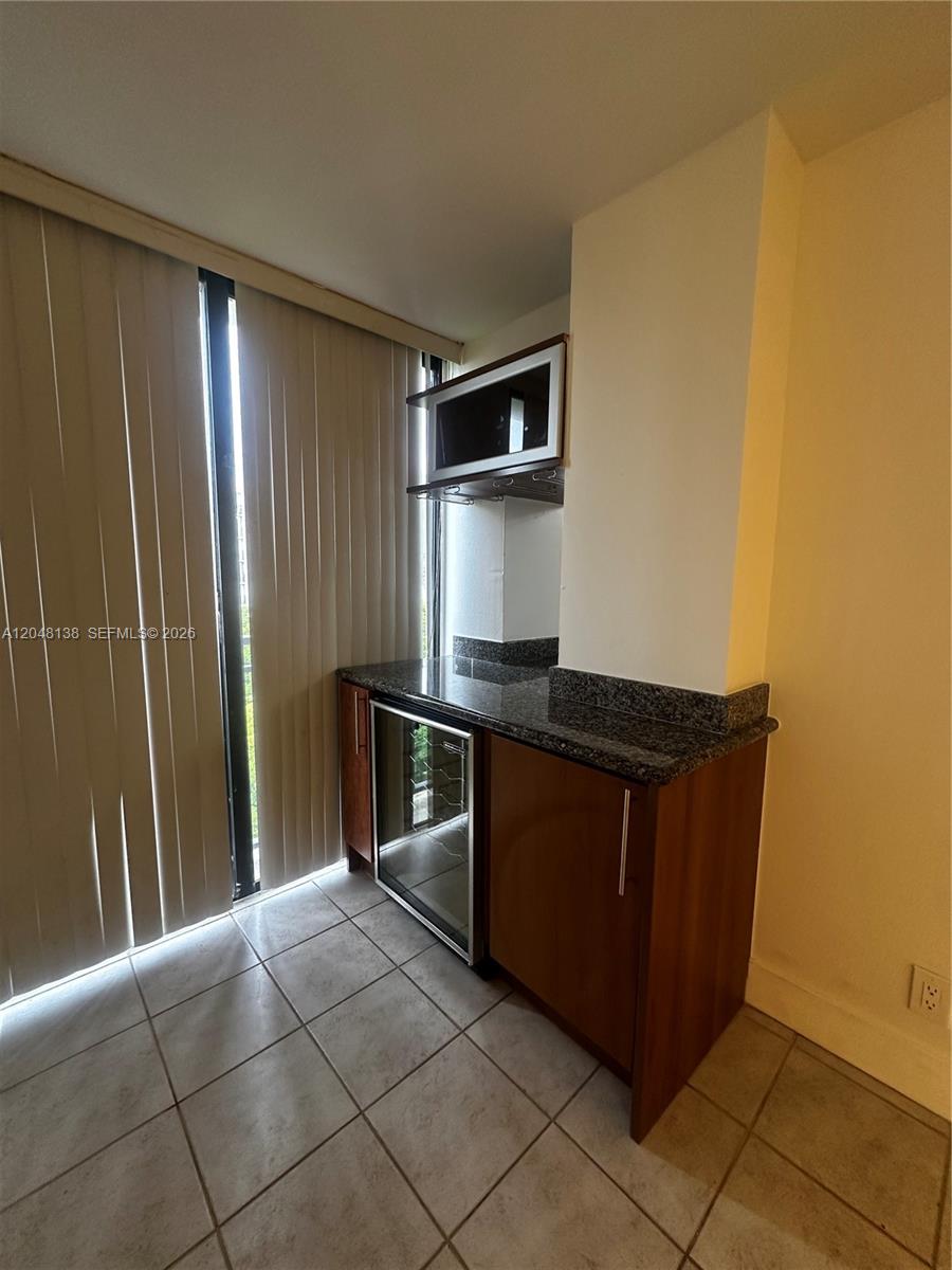 16919 North Bay Road, Unit 710 Sunny Isles Beach, FL 33160 - Photo 5 of 19