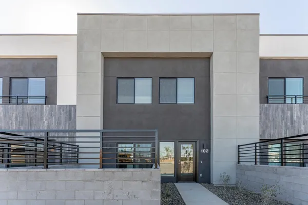 $2,495 | 432 South 32nd Street, Unit 120, Mesa, AZ 85204