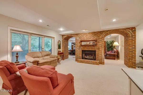 $1,199,000 | 117 Quail Heights Court, Kingsport, TN 37663