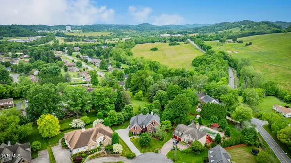 $1,199,000 | 117 Quail Heights Court, Kingsport, TN 37663