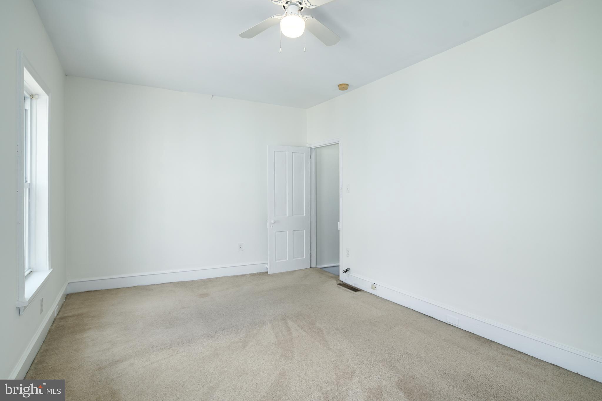 342 Carson Street Philadelphia, PA 19128 - Photo 12 of 18 Front Bedroom