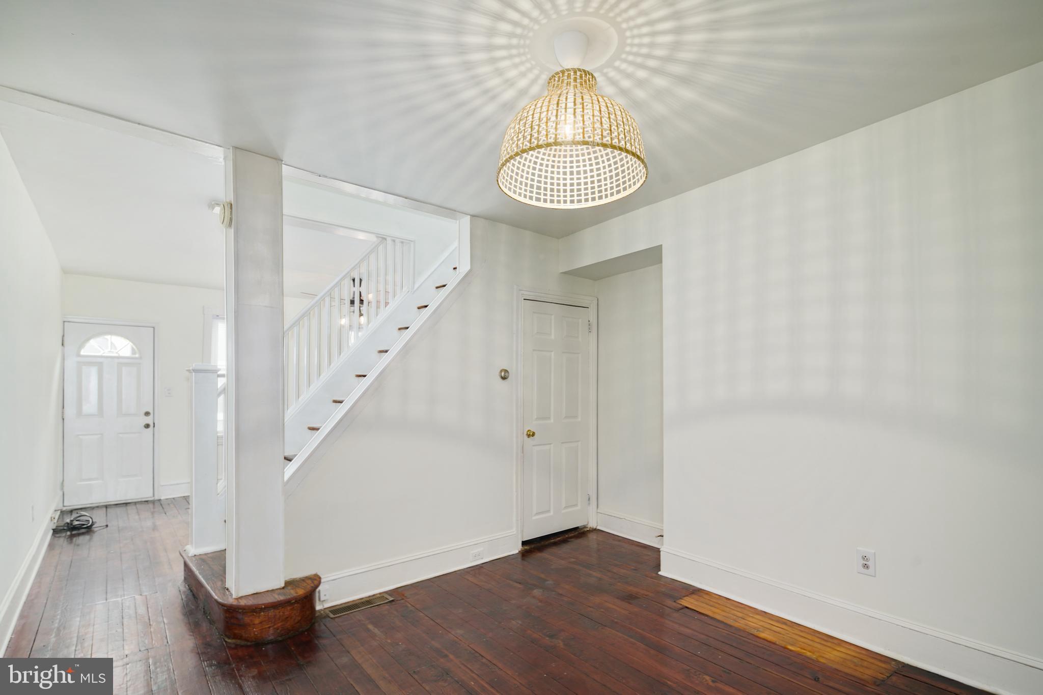 342 Carson Street Philadelphia, PA 19128 - Photo 4 of 18 Dining Room