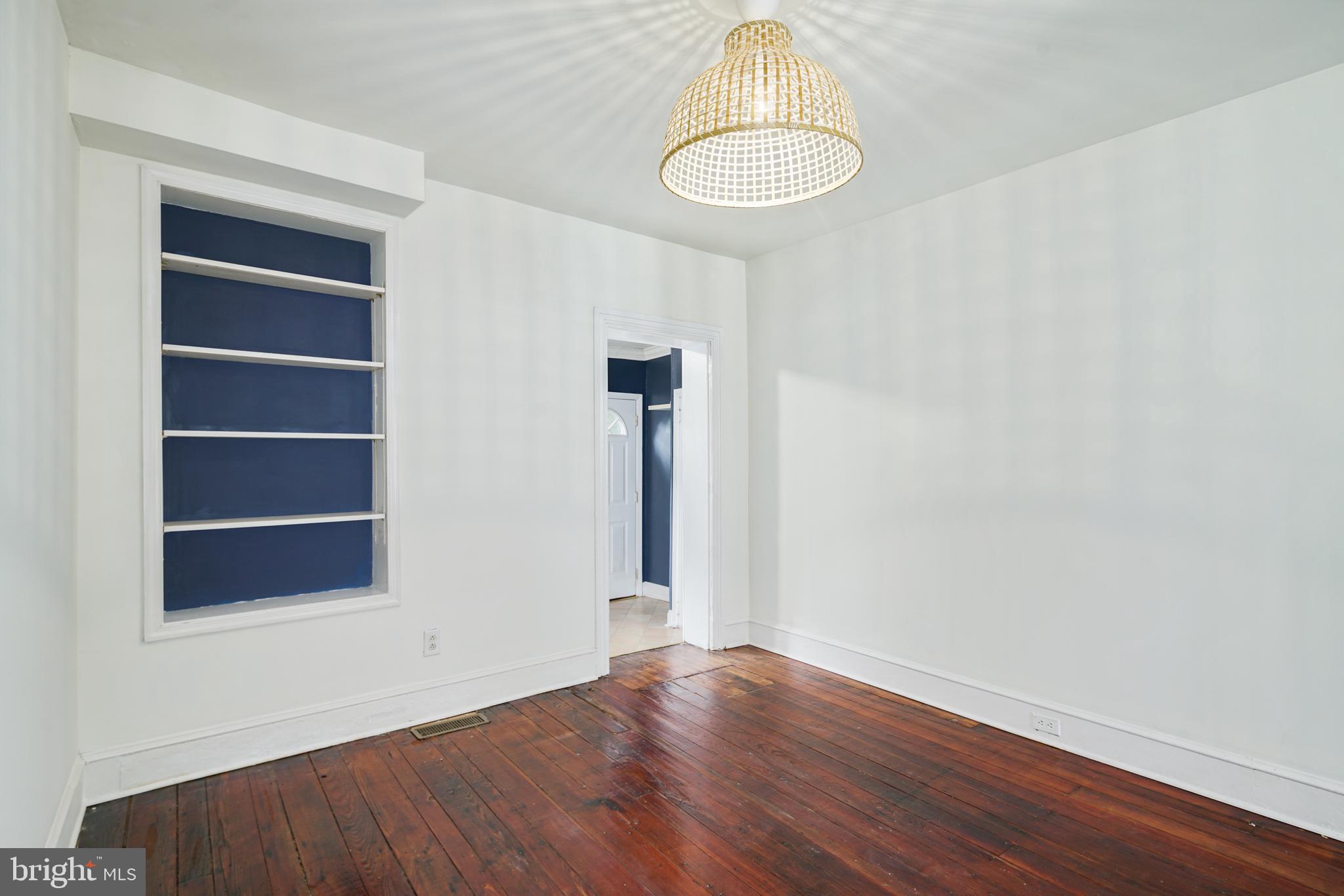 342 Carson Street Philadelphia, PA 19128 - Photo 5 of 18 Dining Room