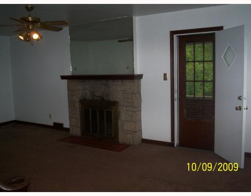 414 Center Road Monroeville, PA 15146 - Photo 9 of 17 Living Room.