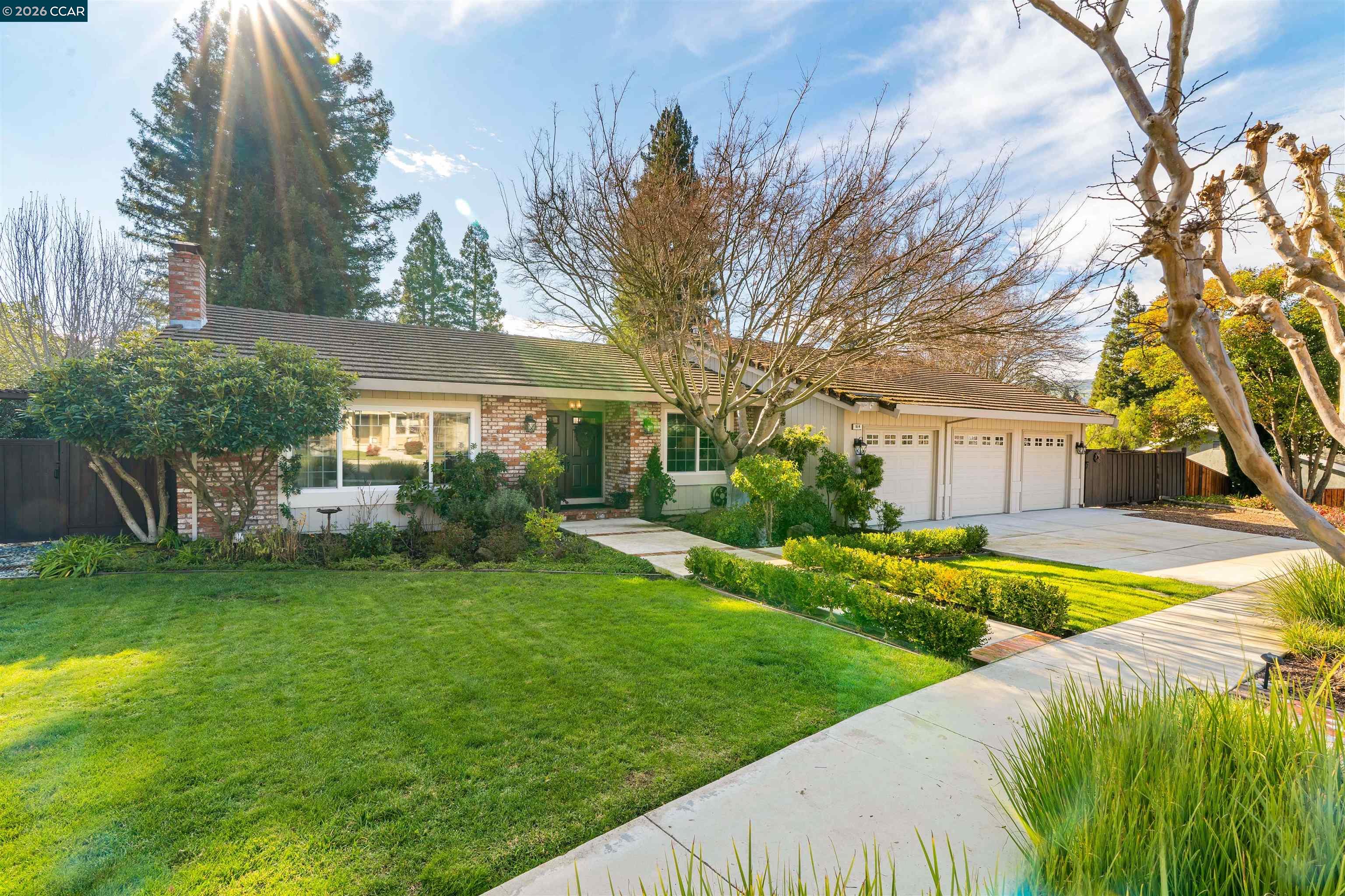 614 Thornhill Road Danville, CA 94526 - Photo 3 of 17