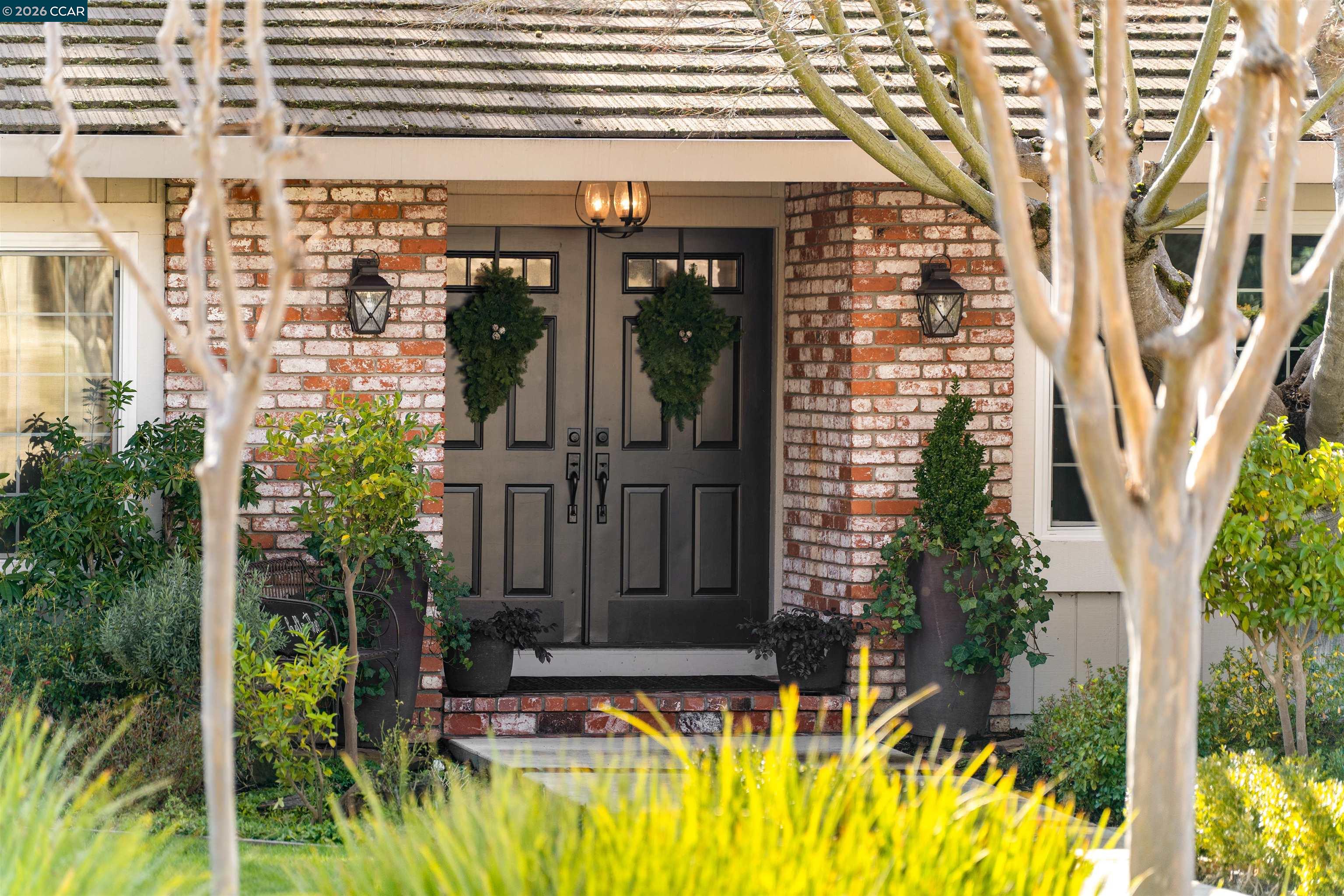 614 Thornhill Road Danville, CA 94526 - Photo 8 of 17