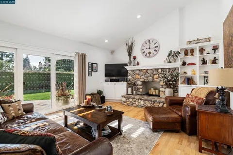 $1,898,000 | 614 Thornhill Road, Danville, CA 94526