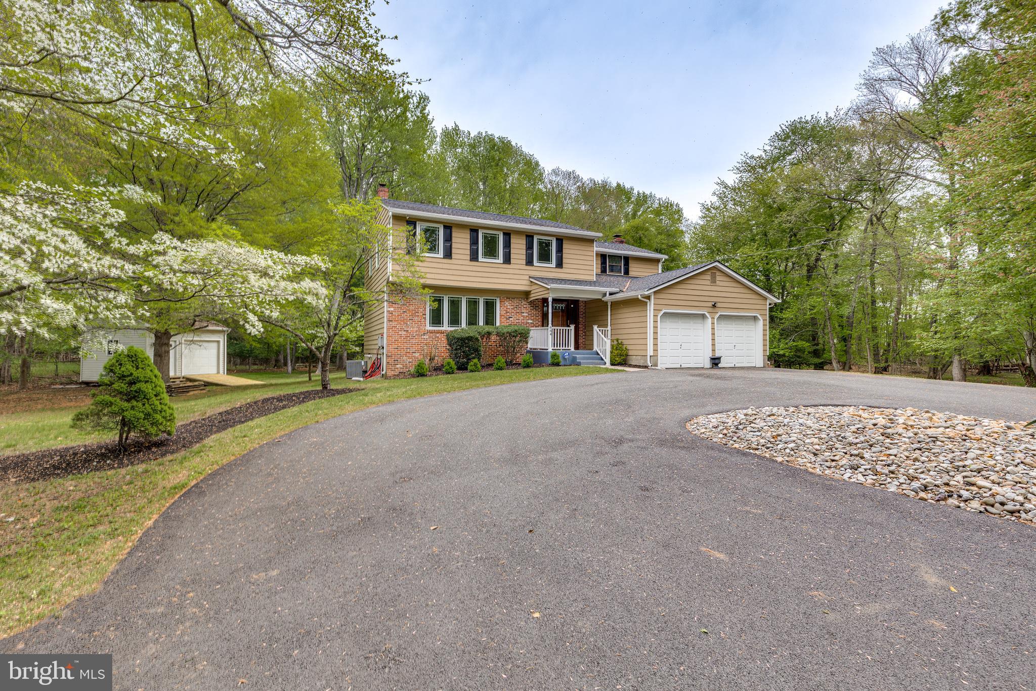 664 Mt Laurel Road Mount Laurel, NJ 08054 - Photo 3 of 65 Gallery Image 3