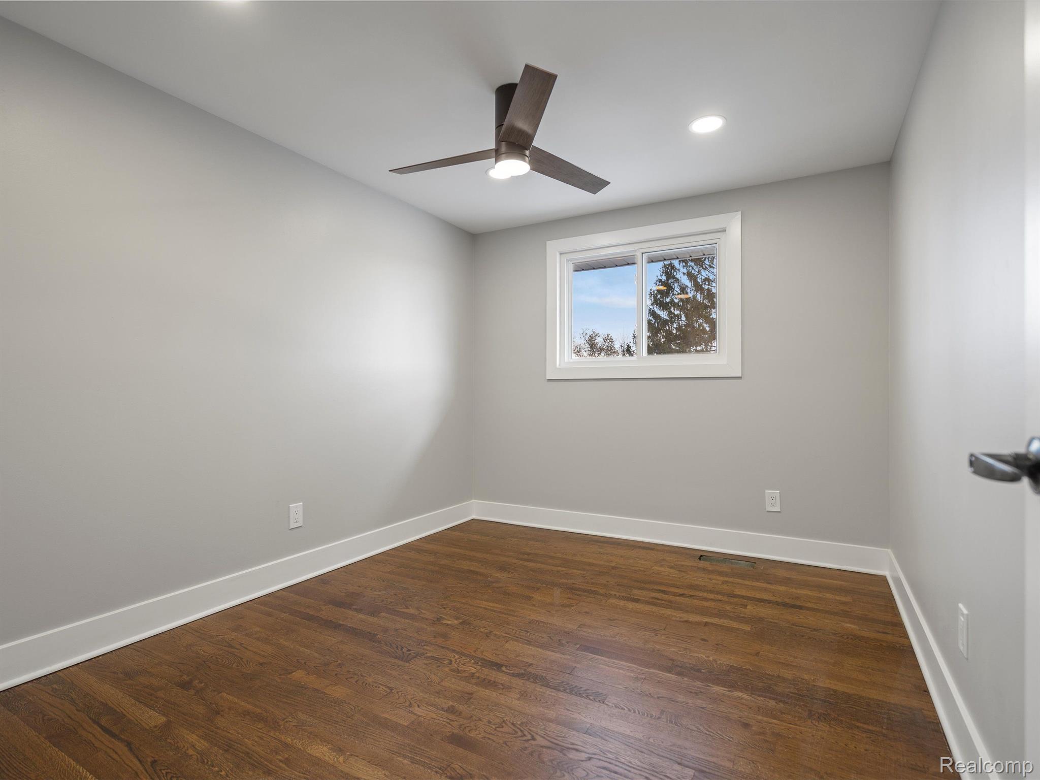 69200 Romeo Plank Road Armada, MI 48005 - Photo 39 of 50 Gallery Image 39