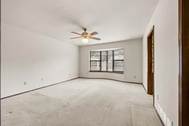 $459,900 | 137 East Louella Drive, Hurst, TX 76054