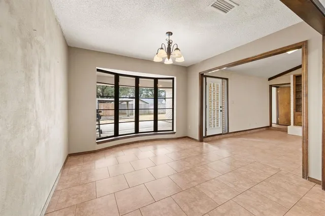 $459,900 | 137 East Louella Drive, Hurst, TX 76054