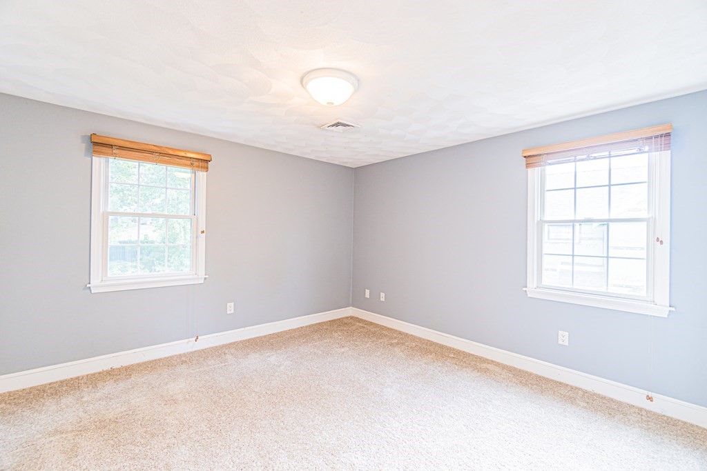 15 Priscilla Road Reading, MA 01867 - Photo 26 of 41 Gallery Image 26