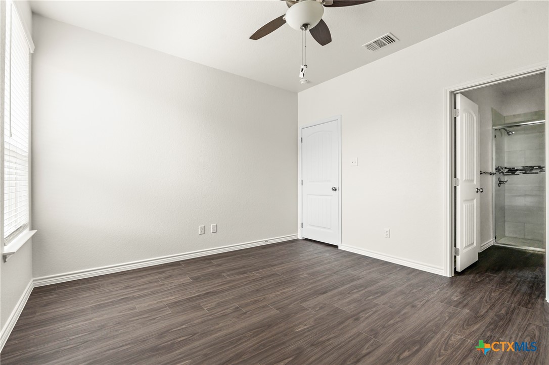 5219 Rose Gdn Loop Killeen, TX 76542 - Photo 17 of 19 wooden floor in an empty room