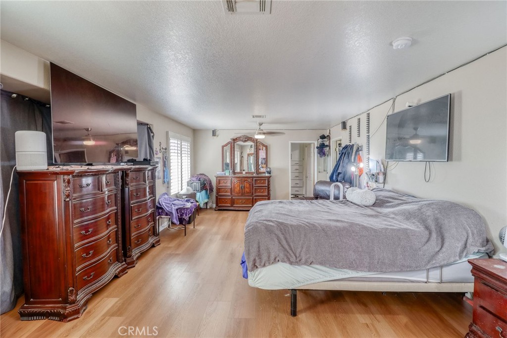 20430 Rancherias Road Apple Valley, CA 92307 - Photo 26 of 48