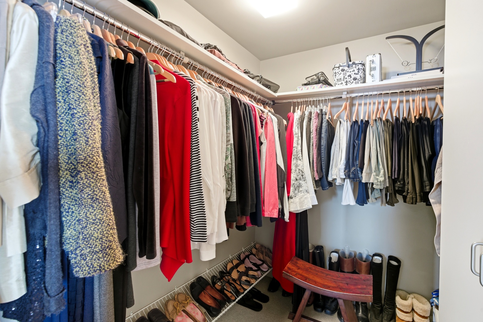 161 East Chicago Avenue, Unit 53A Chicago, IL 60611 - Photo 33 of 47 a view of a room with lots of stuff and toys