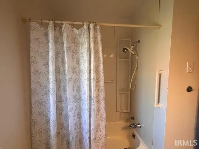 $182,000 | 310 East Maple Street, Kentland, IN 47951